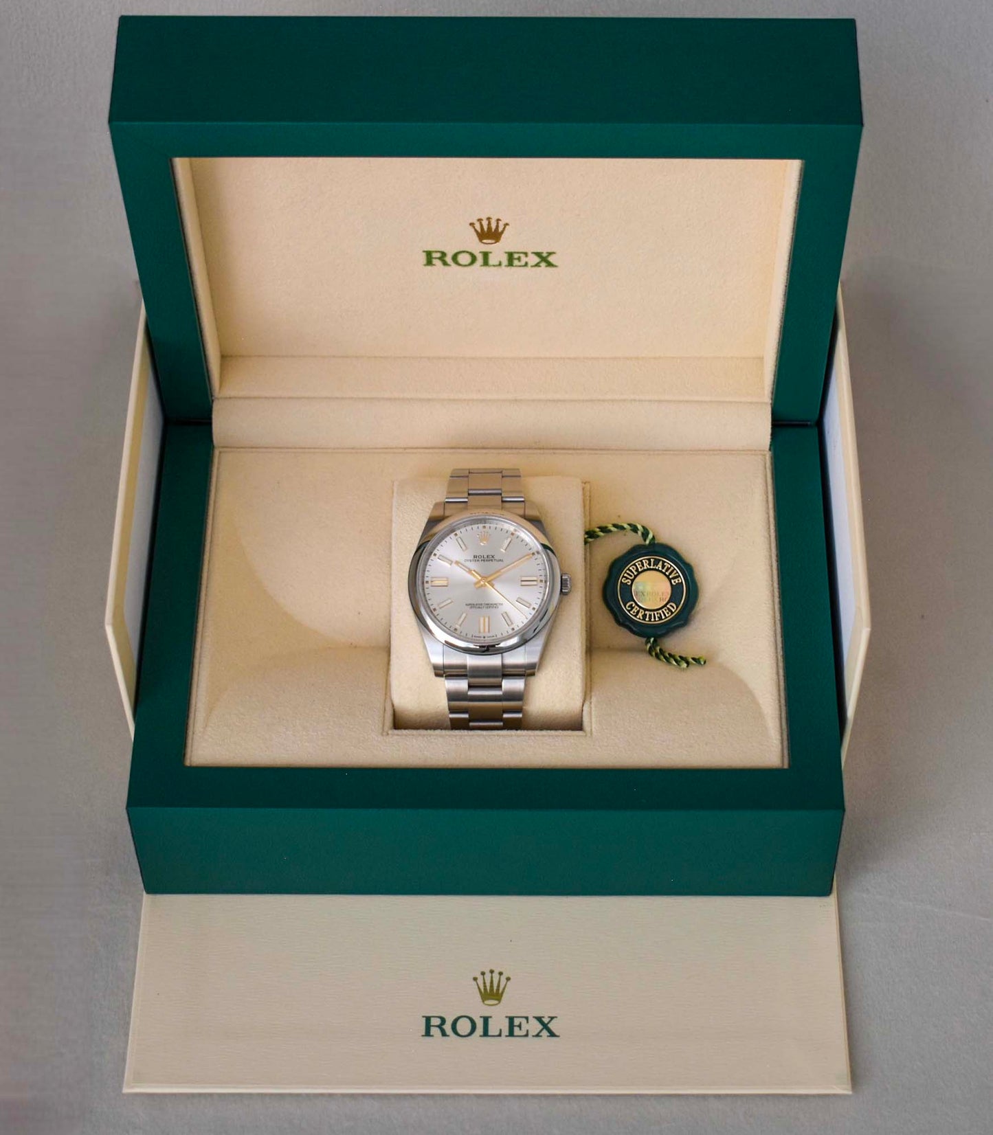ROLEX - Oyster Perpetual - 41mm - 2022 - 124300